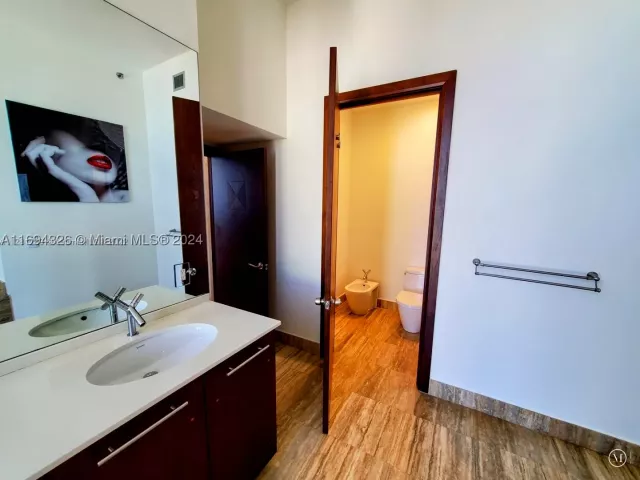 3-bedroom condo for sale in Sunny Isles Beach - 16001 Collins Ave 3601 - MondialRealty