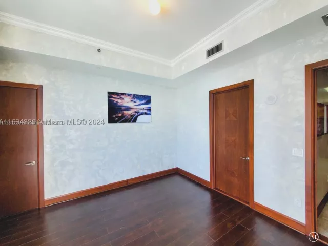 3-bedroom condo for sale in Sunny Isles Beach - 16001 Collins Ave 3601 - MondialRealty