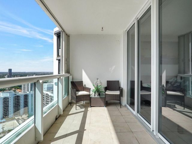 Apartment for sale  Unit #3105 - photo 5545376