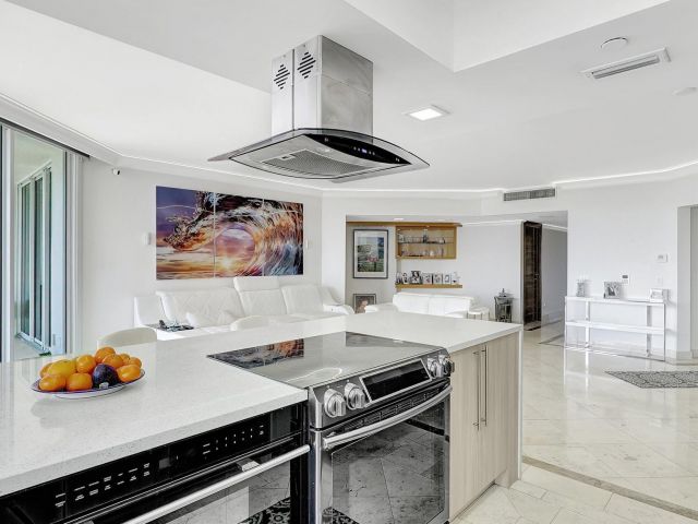 Apartment for sale  Unit #3105 - photo 5545385