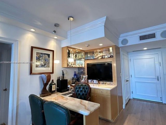 Apartment for sale  Unit #1201 - photo 5642578