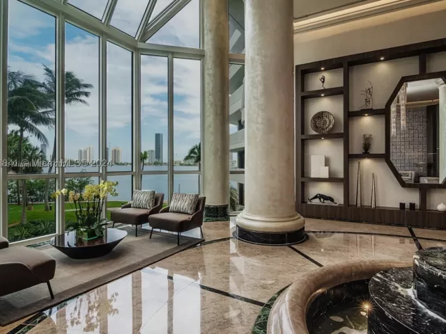 2-bedroom condo for sale in Aventura - 3000 Island Blvd 1201 - MondialRealty