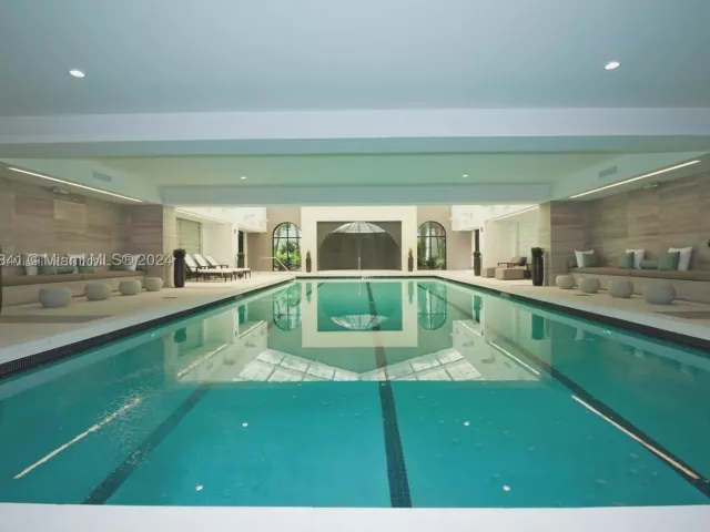 2-bedroom condo for sale in Aventura - 3000 Island Blvd 1201 - MondialRealty