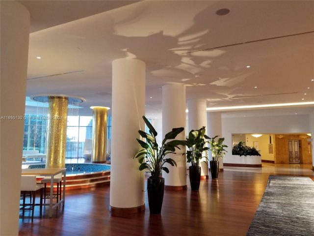 Apartment for sale  Unit #1714 - photo 5692611