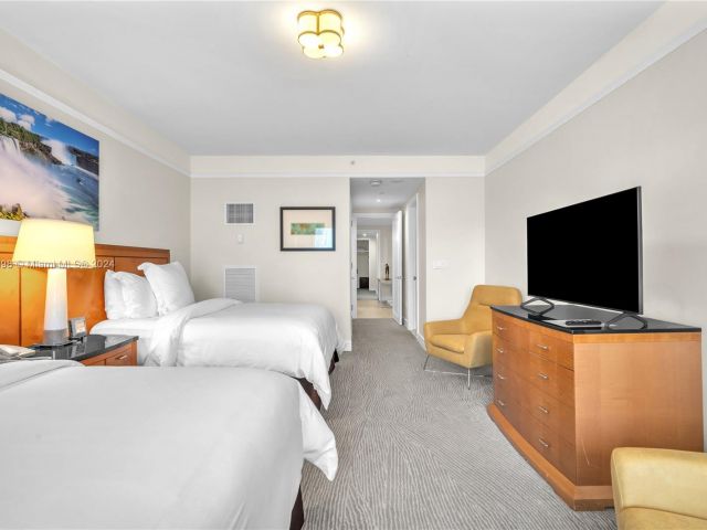 Apartment for rent  Unit #3012 - photo 5613232