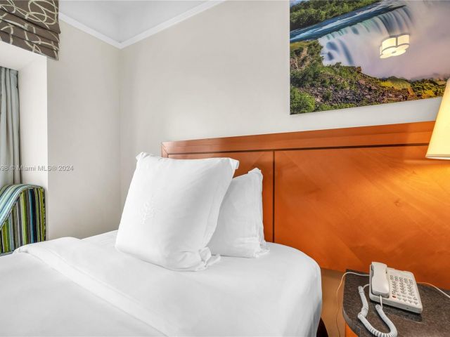 Apartment for rent  Unit #3012 - photo 5613233