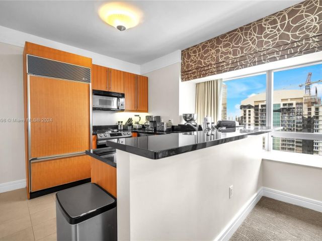 Apartment for rent  Unit #3012 - photo 5613234