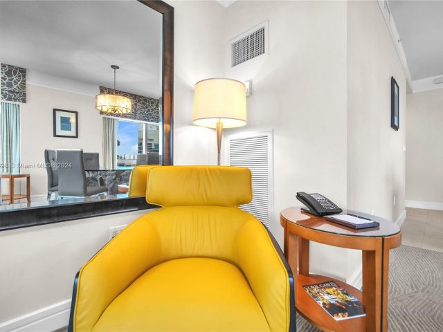 Apartment for rent  Unit #3012 - photo 5613236