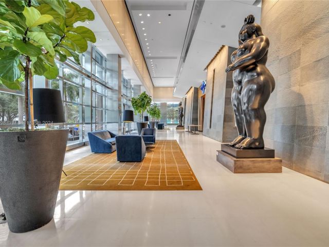 Apartment for rent  Unit #3012 - photo 5613247