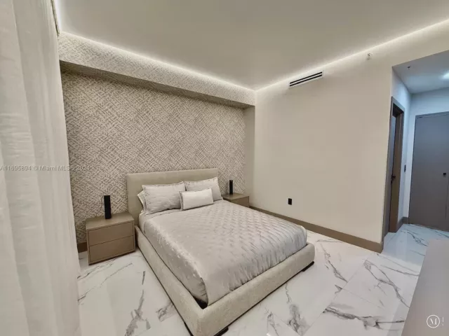 Apartment for sale  Unit #5-603 - photo 5643477