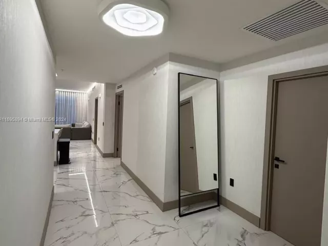 Apartment for sale  Unit #5-603 - photo 5643479