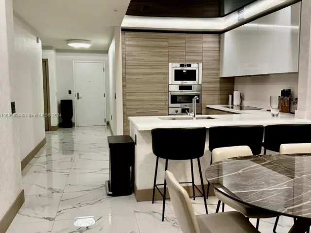 Apartment for sale  Unit #5-603 - photo 5643481