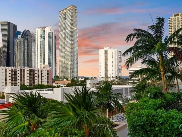 Apartment for sale  Unit #5-603 - photo 5643466