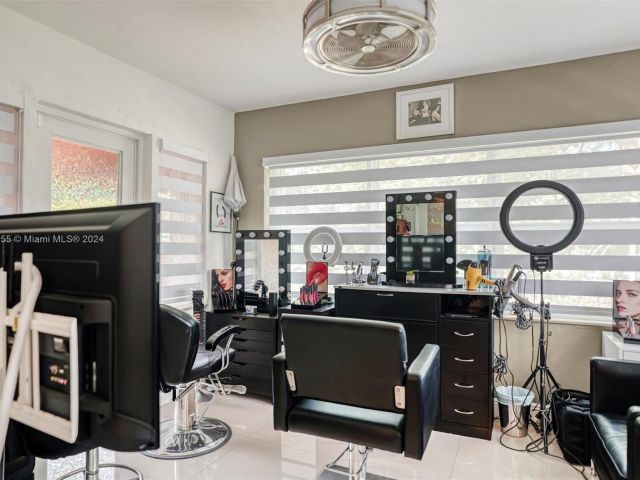 Home for sale at 1900 SW 21st Ave - photo 6204676