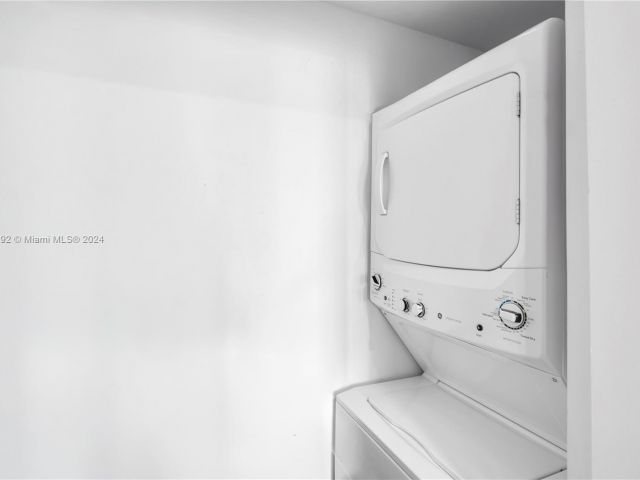 Apartment for sale  Unit #3704 - photo 5620737