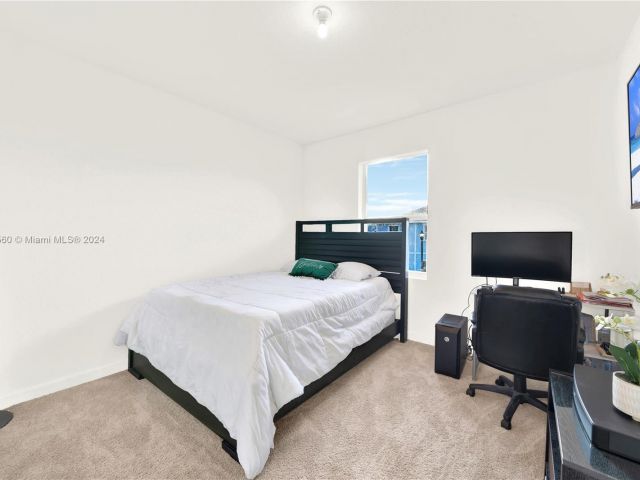 Home for sale at 1707 SE 9th Ter - photo 6135719