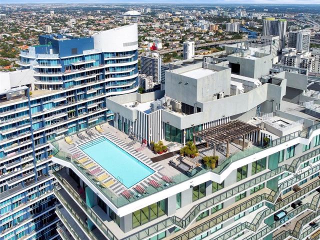 Apartment for sale  Unit #2104 - photo 5620815