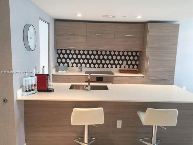 Apartment for sale  Unit #2104 - photo 5620820