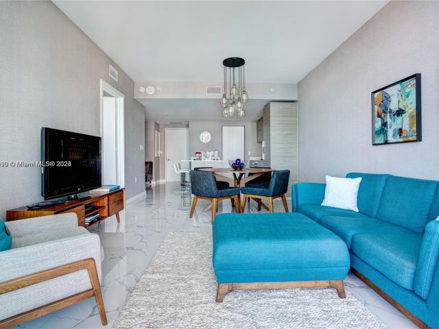 Apartment for sale  Unit #2104 - photo 5620829