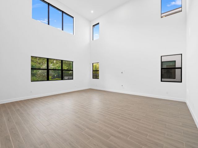 Home for sale at 2732 NW 87th Terrace - photo 6688340