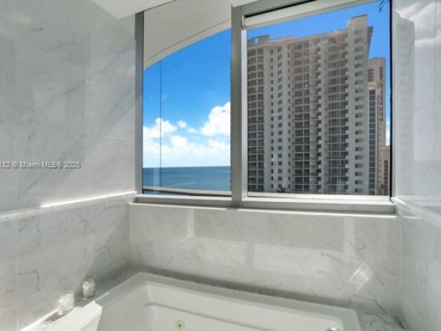 Apartment for sale  Unit #602 - photo 5668622