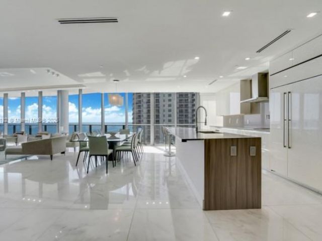 Apartment for sale  Unit #602 - photo 5668632