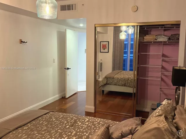 2-bedroom condo for sale in Surfside - 9559 Collins Ave S6-C - MondialRealty