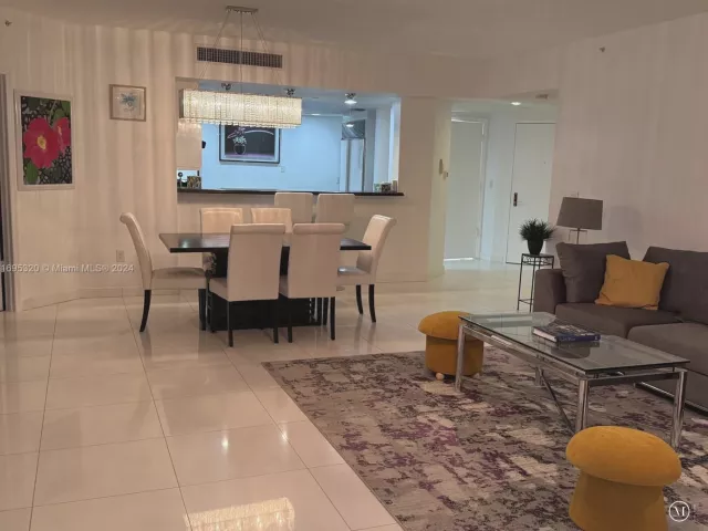 2-bedroom condo for sale in Surfside - 9559 Collins Ave S6-C - MondialRealty