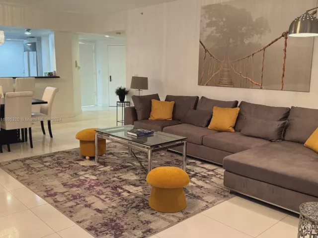 2-bedroom condo for sale in Surfside - 9559 Collins Ave S6-C - MondialRealty