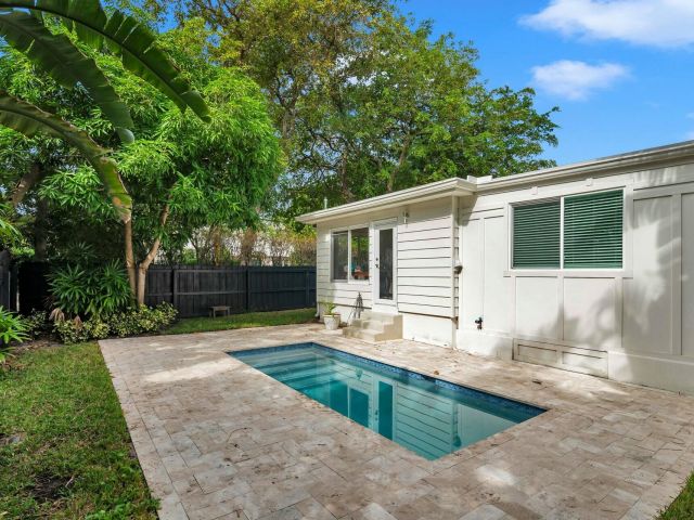 Home for rent at 240 Almeria Road - photo 5766400