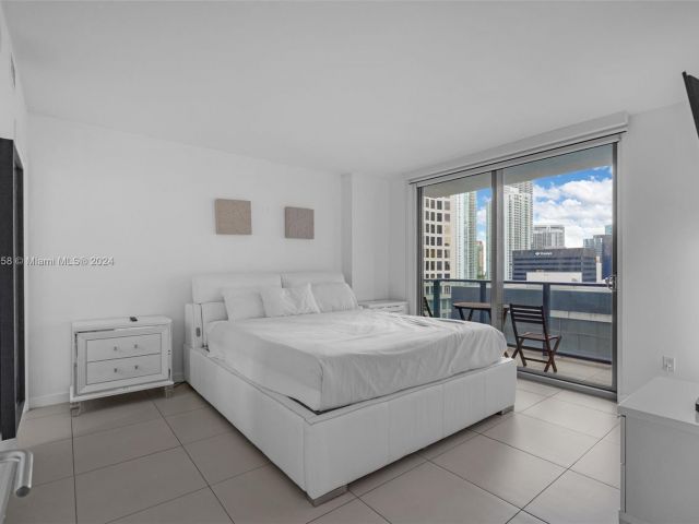 Apartment for rent  Unit #1907 - photo 5619301