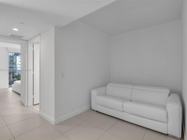 Apartment for rent  Unit #1907 - photo 5619308