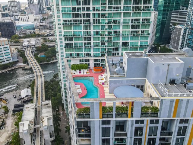 Apartment for rent  Unit #1907 - photo 5619313