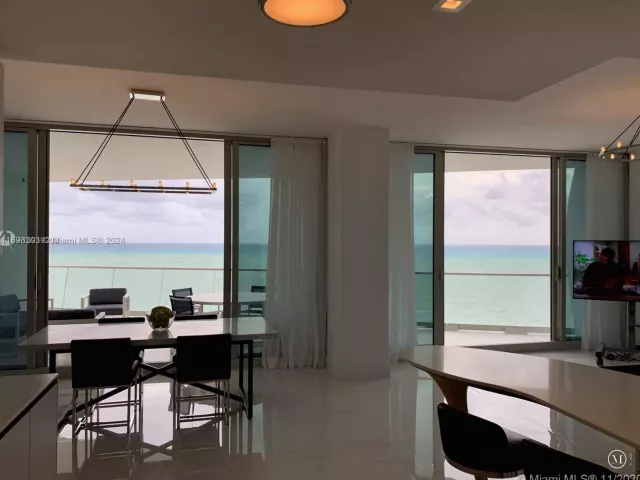 Apartment for sale  Unit #1402 - photo 5671407