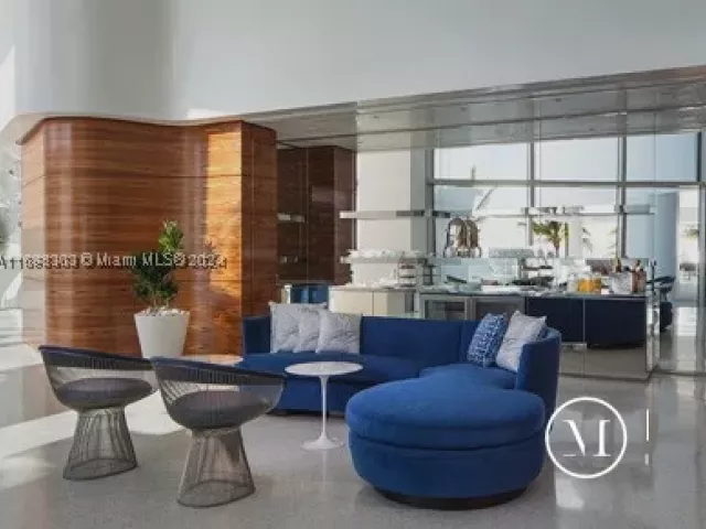 2-bedroom condo for sale in Sunny Isles Beach - 16901 Collins Ave 1402 - MondialRealty