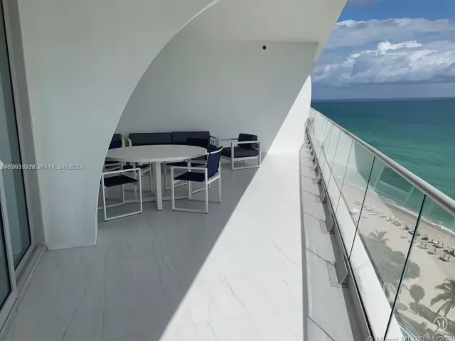 Apartment for sale  Unit #1402 - photo 5671402