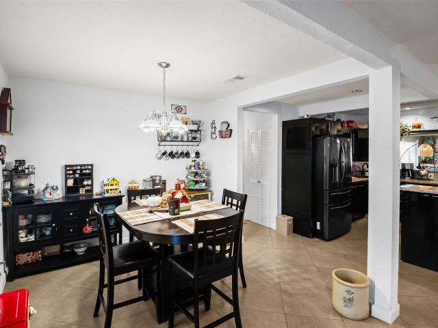 Home for sale at 832 NE 16th Pl - photo 5762069