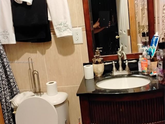 Home for sale at 20620 NW 34th Ave - photo 6126069