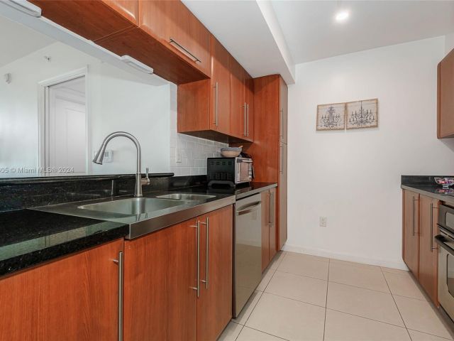 Apartment for sale  Unit #509S - photo 7428017