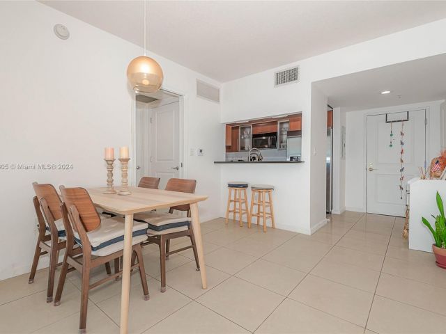 Apartment for sale  Unit #509S - photo 7428027