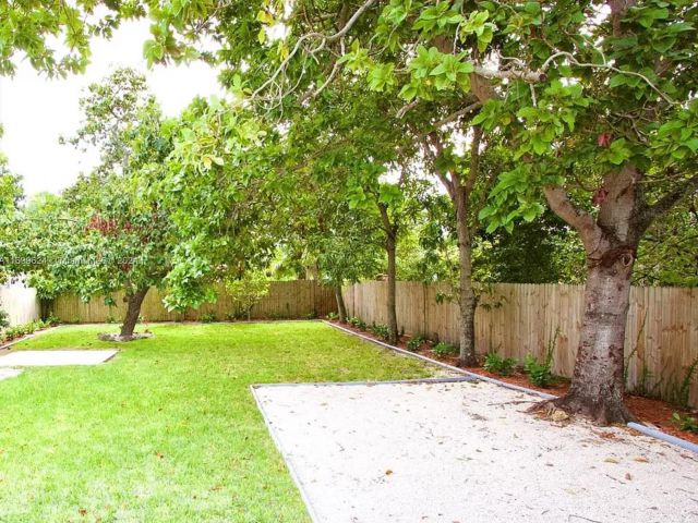 Home for sale at 1438 NW 27th St - photo 5969287