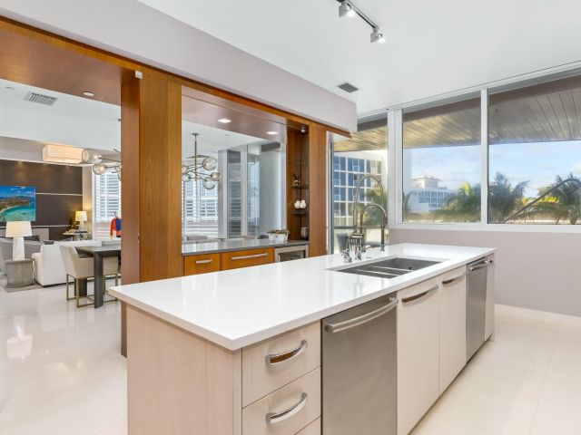 Apartment for sale  Unit #208 - photo 5682045