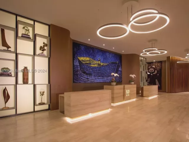2-bedroom condo for sale in Hollywood - 4111 S Ocean Dr 601 - MondialRealty