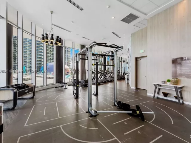 2-bedroom condo for sale in Hollywood - 4111 S Ocean Dr 601 - MondialRealty
