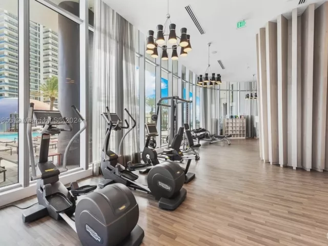 2-bedroom condo for sale in Hollywood - 4111 S Ocean Dr 601 - MondialRealty