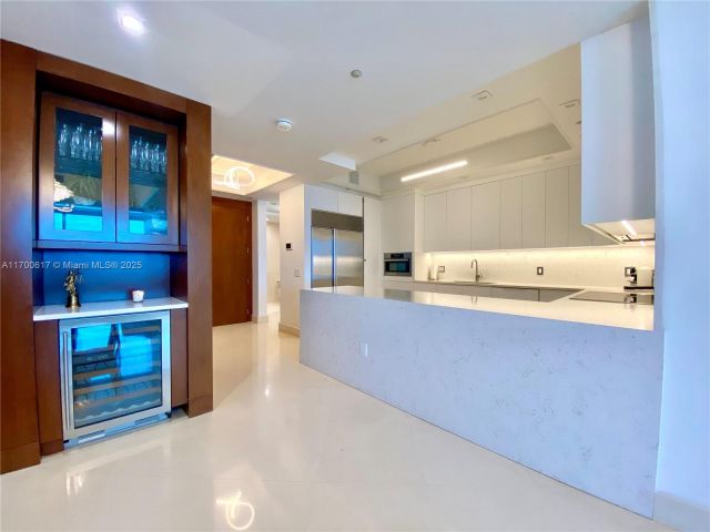 Apartment for sale  Unit #1207 - photo 6120119