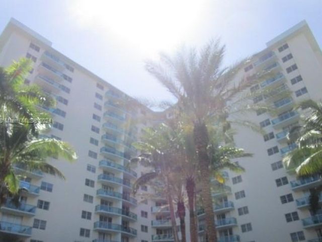 Apartment for sale  Unit #8U - photo 7479131