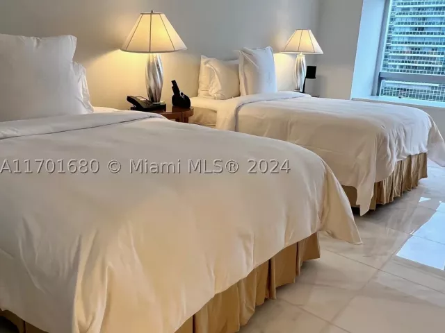 2-bedroom condo for sale in Miami - 1435 Brickell Ave 3307 - MondialRealty