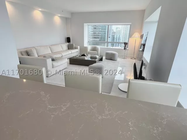2-bedroom condo for sale in Miami - 1435 Brickell Ave 3307 - MondialRealty