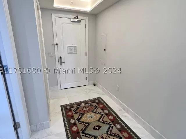 2-bedroom condo for sale in Miami - 1435 Brickell Ave 3307 - MondialRealty